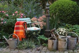 Vor allem in der stadt bleibt für die gärten meist nur wenig raum. Kleiner Garten 10 Ideen Zur Platzsparenden Gartengestaltung Plantura