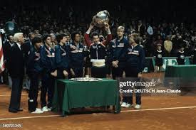 Image result for tbn:if9L2sMjE_ET9M::www.trophees-denis.com/wp-content/telechargements/coupes.jpg