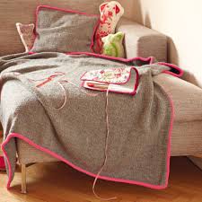 Chunky stricken merino decke, chunky stricken, garn decke dies ist ein luxuriöser handgemachter wurf, der von uns mit unserer verarbeiteten merinowolle, das garn wurde von hand gefilzt, um das vergießen zu vermeiden und pilling zu minimieren. Strickanleitungen Zum Kuscheln Edle Decken Stricken Brigitte De