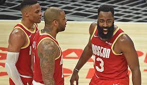 Houston rockets are an american basketball team competing in western conference southwest division of the nba. Nba Das Small Ball Experiment Der Houston Rockets Revolution Oder Rohrkrepierer
