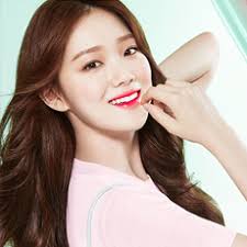 Cover) sero live her voice is sooo still adorable while singing.lee sung kyung's cf laneige she's so funny#leesungkyung @heybiblee. Laneige Two Tone Tint Lip Bar Lee Sung Kyoung S Colour Pick Laneige
