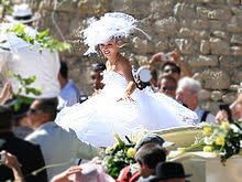 Sylvie tellier est élue miss france en 2002, alors qu'elle représente la région lyonnaise. Sylvie Tellier Wikipedia