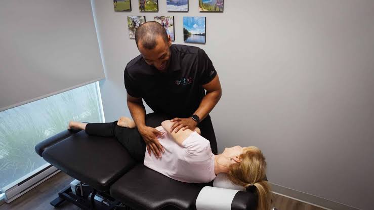 Chiropractic Clinic | ABC Clinique Santé