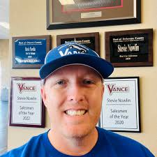 Stevie Nowlin at Vance Ford-Lincoln