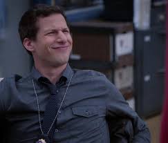Jake Peralta S Has A Great Shirt Melhores Memes Brooklyn 9 9 Series E Filmes