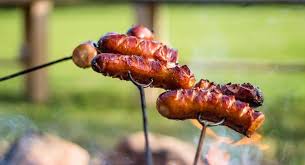 The recipe and preparation of the sausage vary regionally. Am 1 August Sind Alle Erdressourcen Aufgebraucht Naturschutz Ch