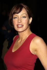 Holly Fields's Instagram, Twitter & Facebook