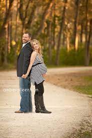 Outdoor Couple Maternity Photography Google Search Pregnant Couple Maternity Photography Maternity Poses