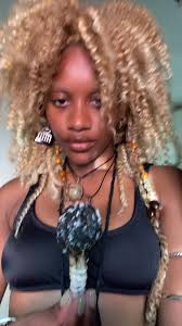 Nevaeh Ross (@blkbrr1)