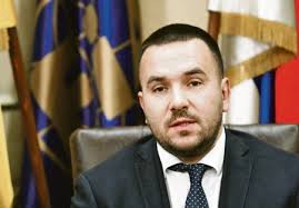 300 NAJMOĆNIJIH LJUDI U SRBIJI (3) Oni su prvi među najmoćnijima:  Pogledajte ko se nalazi na listi od 1. do 100. mesta!