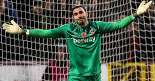 Age:36 years (18 april 1985). West Ham Face Horror Prospect Of Roberto Back In Goal Football365