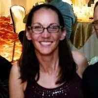 Leslie Hamlin's Instagram, Twitter & Facebook