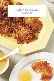 Jewish Crispy Potato Pancakes Recipe Latkes Recipe Recipes Crispy Potatoes Potato Pancakes