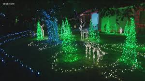 Christmas circle. 61st year of decorating 55+ homes. Christmas Lights On Display Throughout San Diego Cbs8 Com