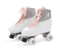 Pin By Red Rabble On Paten Modelleri In 2020 Roller Skate Shoes Girls Roller Skates Roller Shoes
