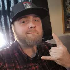 Who's playing? Just started today and can't anyone using a mic to save my  life