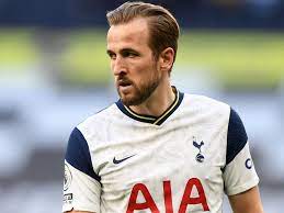 The striker was due to return to spurs' training complex on monday morning following his holiday after england's euro. Harry Kane Is Now On Collision Course With Tottenham Says Gary Neville Football News Sky Sports