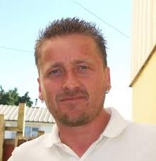 Is there anyone out there who's knowledgeable about pond fish?? One of our  grass carp (which were a fathers day present for my dad's koi pond from the  Cheney Manor fish shop)