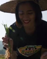 Fact: ເຂົ້າໜຽວ Khao Niew Sticky rice is a primary staple and important  starch of each meal. Laos is known for the highest consumption of sticky  rice in the world., ____________, REPOST: from ...