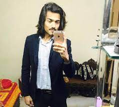 Popular indian youtube star bhuvan bam official instagram handle, twitter account, facebook page, youtube channel & all social media profile house address. 20 Things You Never Knew About Bb Ki Vines Fame Bhuvan Bam The Hutiyapa Guy Tomatoheart