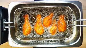 5 teknik memasak deep frying · pilih minyak goreng tepat · alat memasak yang tepat · siapkan adonan tepung yang dibumbui sempurna · jaga temperatur . Ini 10 Fakta Unik Seputar Fried Chicken 2