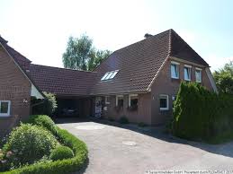 Zum einen wird dabei eine ganze menge zusätzlicher raum für die familie. Grosses Wohnhaus Mit Kleiner Einliegerwohnung Garage D Carport Erfolgreich Vermittelt Sasse Immobilien