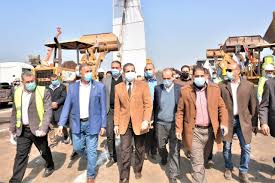 تفقد الدكتور طارق رحمي محافظ الغربية، عددًا من المشروعات الجاري تنفيذها ضمن المبادرة الرئاسية حياة كريمة بمركز زفتى، حيث تفقد مدرسة شرشابة الثانوية، مجمع الخدمات بشرشابة ومحطة الصرف الصحي بقرية شبراملس، وذلك بحضور. Ù…Ø­Ø§ÙØ¸ Ø§Ù„ØºØ±Ø¨ÙŠØ© ÙŠØ´Ù‡Ø¯ Ø§ØµØ·ÙØ§Ù Ù¡Ù£Ù  Ù…Ø¹Ø¯Ø© Ù…Ø´Ø§Ø±ÙƒØ© ÙÙŠ Ø§Ù„Ù…Ø¨Ø§Ø¯Ø±Ø© Ø§Ù„Ø±Ø¦Ø§Ø³ÙŠØ© Ø­ÙŠØ§Ø© ÙƒØ±ÙŠÙ…Ø© Ø¨Ù…Ø±ÙƒØ² Ø²ÙØªÙ‰ Ø¬Ø±ÙŠØ¯Ø© Ø§Ù„Ø¨ÙŠØ§Ù†