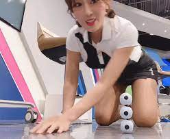 은근히 꼴리는 의상 중 하나 gif. ë°•ì‹ ì˜ ì•„ë‚˜ìš´ì„œ Gif Mlbpark