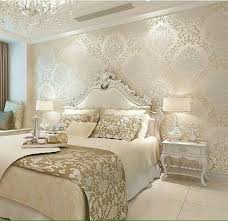 Jika dinding bilik kosong, serikan dengan menggantung hiasan dinding dengan bahan sedia ada seperti kain langsir yang lembut, shawl atau gunakan panduan di bawah untuk memastikan bilik tidur nampak kemas. Pin By Aniewadi On Bedroom Ideas Rooms Home Decor Bedroom Decor Luxurious Bedrooms