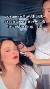⏳💸 Você vive dizendo: “Quando eu tiver mais tempo, eu começo” ou “Quando  sobrar dinheiro, eu invisto”., Mas a verdade é que, se você esperar o  momento perfeito, vai continuar no mesmo lugar., Enquanto ...