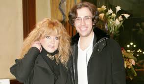 Пугачева не влюбилась в галкина сразу, между ними при встрече образовалась прочная связь, но не духовного характера. Maksim Galkin I Alla Pugacheva Podrobnosti Otnoshenij Poslednie Novosti Segodnya Shou Biznes Dni Ru