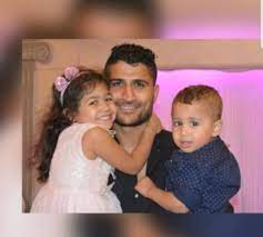 وقد نص العلماء على أن ‏ملامسة عين النجاسة لغير حاجة ممنوعة. Ø²ÙˆØ¬Ø© Ø£Ø¬Ø§ÙŠ ÙˆØ­Ø§Ø±Ø³ Ø¨ÙŠØ¯ ÙˆØ§Ø­Ø¯Ø© Ø£Ø¨Ø±Ø² ØµÙˆØ± Ø§Ù„Ù†Ø¬ÙˆÙ… Ø¹Ù„Ù‰ Ø§Ù„ÙˆØ§ØªØ³ Ø£Ø¨ Ø§Ù„ÙŠÙˆÙ… Ø§Ù„Ø³Ø§Ø¨Ø¹