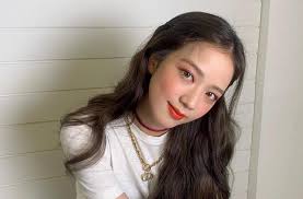 Born january 3, 1995), better known mononymously as jisoo, is a south korean singer and actress. Bando Jisoo Blackpink Bikin Nangis Bisa Bisanya Lebih Mahal Dari Baju Matamata Com
