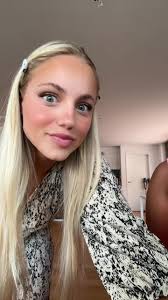 With my little sister❤️