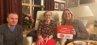 Agnes (92) sin rørende barndomshistorie resulterte i førjulsbesøk