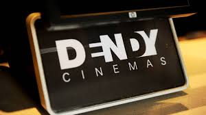 Leana zaoui toute nue Et alors que les fans de la jolie