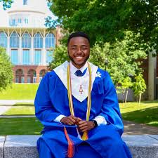 James Obute (@james_obute) graduated with his BS in Chemical Engineering  from University of Kentucky(#3READY)! . He will pursuing his PhD in  Chemical Engineering at University of Texas Austin! . Congratulations!  #NSBE #NSBEGrad #