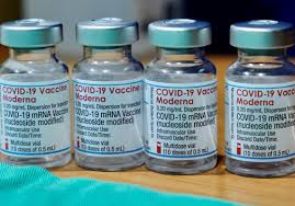 It is given to adults aged 18 years and older. Moderna Asks Fda To Approve Its Covid 19 Vaccine For Kids 12 To 17 Pittsburgh Post Gazette