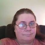 Dina Kidd's Instagram, Twitter & Facebook