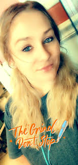 I'm Jessie! 26, mom of 3 young kids. I'm funny, fun and open-minded(non-  judgemental). Looking for chatty pals Who like to send stuff along with  their mail, I always send something with