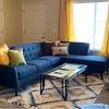 How to use yellow to shape a refreshing dining room. 1
