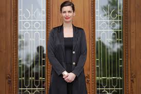 Total assets, another thing that individuals appear to fixate on. Le Pouvoir Est Monte A La Tete De Genevieve Guilbault Lance Christine St Pierre La Presse