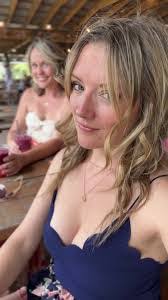 Tanya Mentzer's Instagram, Twitter & Facebook