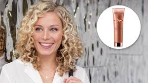 Hair serum keeps the hair scalp dry and prevents the dandruff and fungal infections to scalp. The Best Curl Cream For Bouncy Waves Is From Kerastase