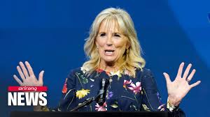 Jun 09, 2021 · 全國人大委員長會議下午在北京人民大會堂舉行，由委員長栗戰書主持。 憲法法律委主任李飛匯報包括反外國制裁法等草案的修改意見。憲法法律委. Iyxrfpfutlseym