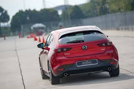 It is available in 7 colors, 3 variants, 2 engine kuala lumpur: First Drive 2019 Mazda3 Japan S Art Of Motion News And Reviews On Malaysian Cars Motorcycles And Automotive Lifestyle