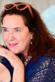 Kathleen Downey's Instagram, Twitter & Facebook