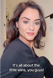 Kelsey Clements's Instagram, Twitter & Facebook