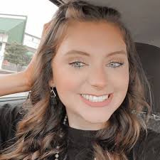 Gorgeous Looks By Ashlynn