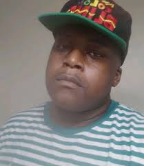 Found out he has had a girlfriend of two years. IYKYK. Apparently he gets  around and has a violent past. 4 incher with an inflated view of himself.  Name is B. Jones. |